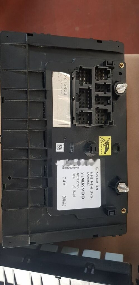 Mercedes-Benz GRUNDMODUL ACTROS MP4 A001 446 25 58 Mercedes-Benz ACTROS MP4 - ECU per Camion: foto 1 Mercedes-Benz GRUNDMODUL ACTROS MP4 A001 446 25 58 Mercedes-Benz ACTROS MP4 - ECU per Camion: foto 1