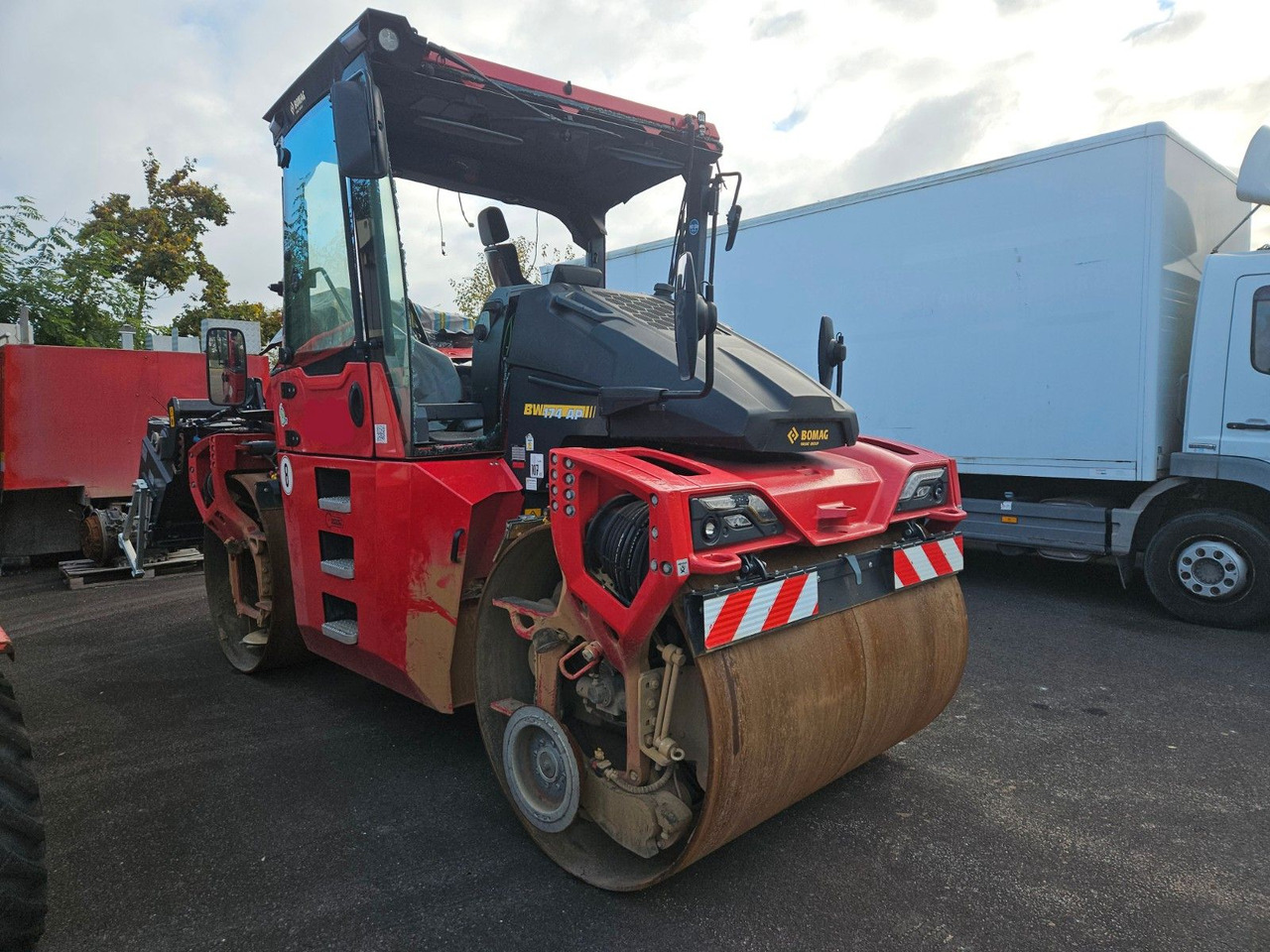 BOMAG BW 174 AP Unfallschaden - Rullo stradale: foto 1 BOMAG BW 174 AP Unfallschaden - Rullo stradale: foto 1