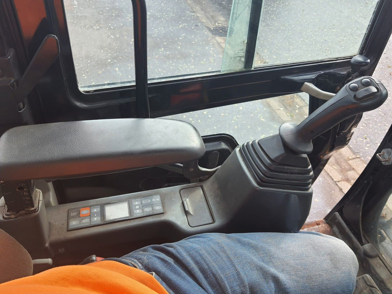 CAT 311 F L RR - Escavatore cingolato: foto 5 CAT 311 F L RR - Escavatore cingolato: foto 5