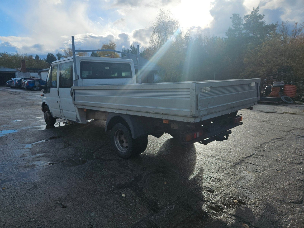 Ford Transit DOKA Pritsche Zwillingsbereifung - Furgone con cassone fisso, Furgone doppia cabina: foto 3 Ford Transit DOKA Pritsche Zwillingsbereifung - Furgone con cassone fisso, Furgone doppia cabina: foto 3