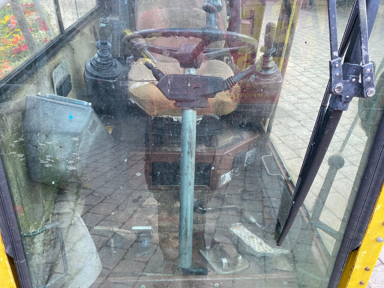 Case 888 P - Cabina per Escavatore gommato: foto 4 Case 888 P - Cabina per Escavatore gommato: foto 4