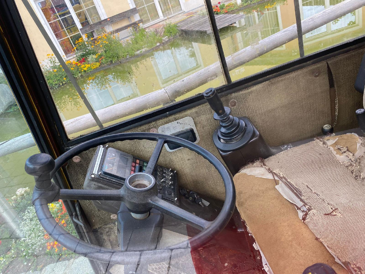 Case 888 P - Cabina per Escavatore gommato: foto 5 Case 888 P - Cabina per Escavatore gommato: foto 5