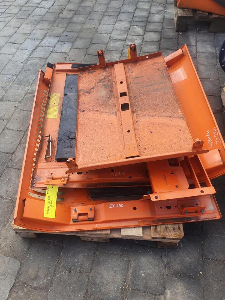 Hitachi ZX 250 - Carrozzeria ed esterni per Escavatore: foto 2 Hitachi ZX 250 - Carrozzeria ed esterni per Escavatore: foto 2