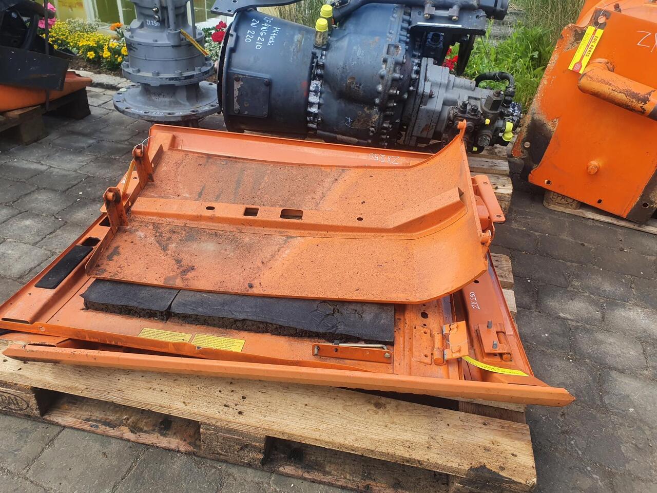 Hitachi ZX 250 - Carrozzeria ed esterni per Escavatore: foto 1 Hitachi ZX 250 - Carrozzeria ed esterni per Escavatore: foto 1