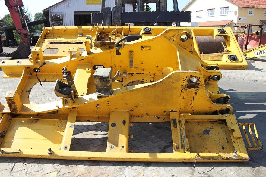 Holland Kobelco E 215 - Carrozzeria ed esterni per Macchina da cantiere: foto 1 Holland Kobelco E 215 - Carrozzeria ed esterni per Macchina da cantiere: foto 1