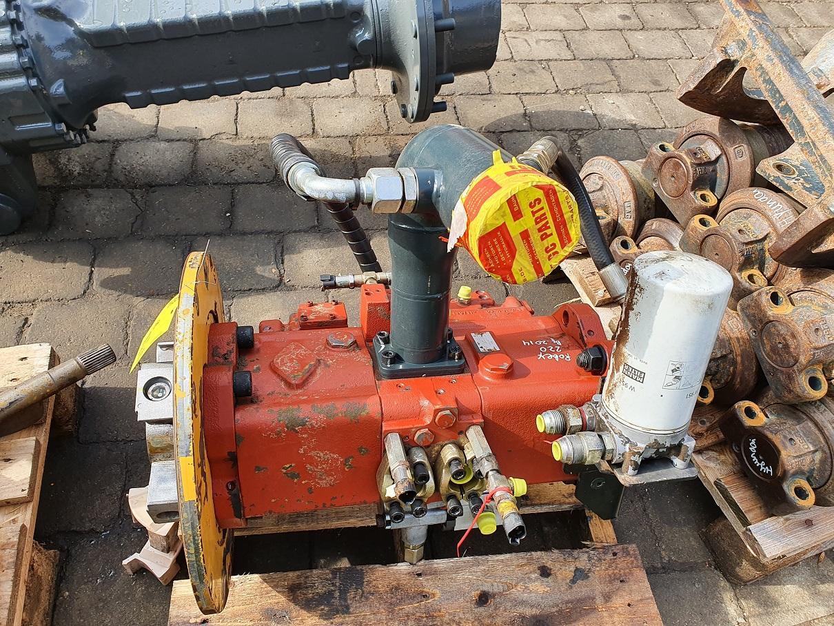 Kawasaki K3V112 aus Robex 220 - Pompa idraulica per Escavatore cingolato: foto 4 Kawasaki K3V112 aus Robex 220 - Pompa idraulica per Escavatore cingolato: foto 4