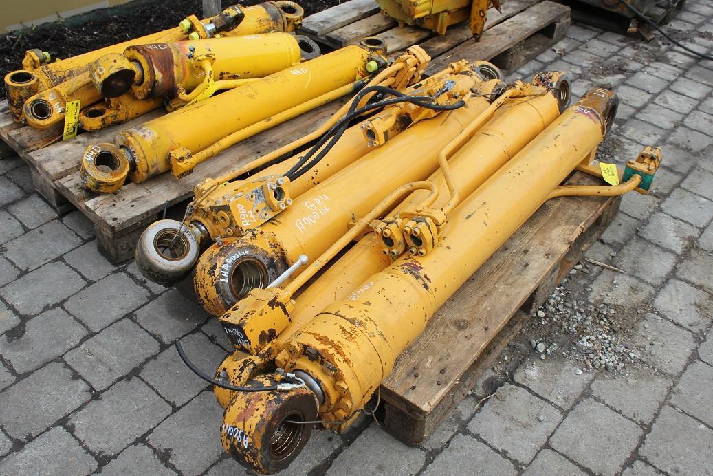 Liebherr A 900 LIT - Cilindro idraulico per Macchina da cantiere: foto 5 Liebherr A 900 LIT - Cilindro idraulico per Macchina da cantiere: foto 5