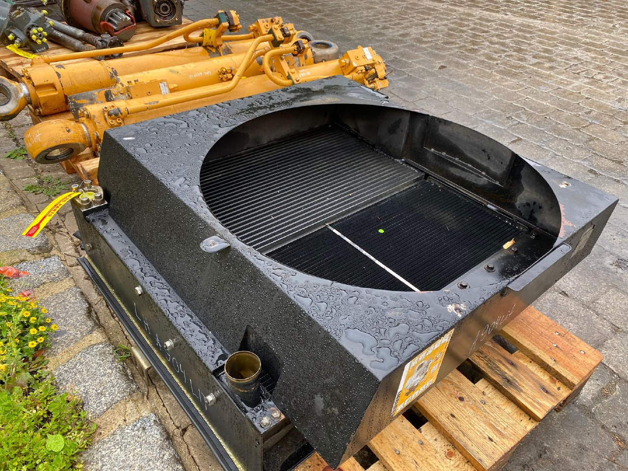 Liebherr A904 LIT - Sistema di raffreddamento per Macchina da cantiere: foto 3 Liebherr A904 LIT - Sistema di raffreddamento per Macchina da cantiere: foto 3