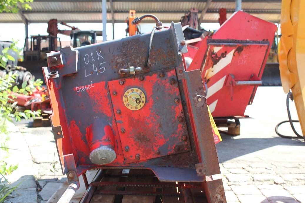 O&K L 45 - Serbatoio carburante per Pala gommata: foto 5 O&K L 45 - Serbatoio carburante per Pala gommata: foto 5