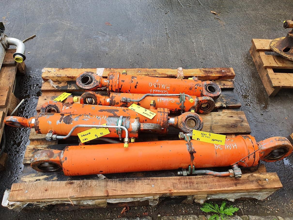 Schaeff HML 30 - Cilindro idraulico per Macchina da cantiere: foto 3 Schaeff HML 30 - Cilindro idraulico per Macchina da cantiere: foto 3