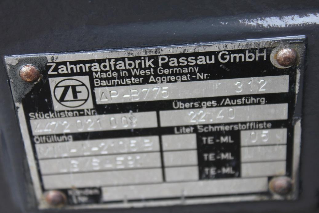 Zeppelin ZF AP B775, APL B 775 aus ZM 19 - Assali e ricambi per Macchina da cantiere: foto 5 Zeppelin ZF AP B775, APL B 775 aus ZM 19 - Assali e ricambi per Macchina da cantiere: foto 5