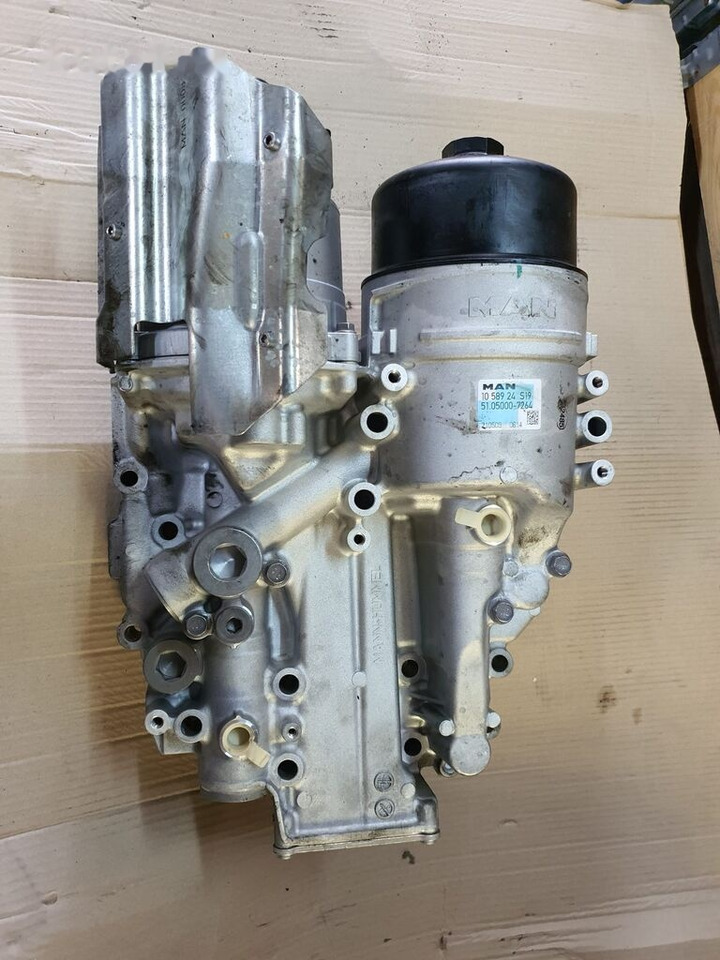 Mann-Filter MAN EURO 6 TGA TGX MAN TGX / TGS Euro 6 truck - Filtro olio per Camion: foto 1 Mann-Filter MAN EURO 6 TGA TGX MAN TGX / TGS Euro 6 truck - Filtro olio per Camion: foto 1