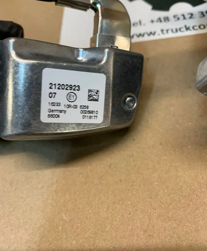 Nowy Zestaw Moduł, Sterownik Kamery Volvo FH4 21723757 / 2120292 - ECU per Camion: foto 2 Nowy Zestaw Moduł, Sterownik Kamery Volvo FH4 21723757 / 2120292 - ECU per Camion: foto 2