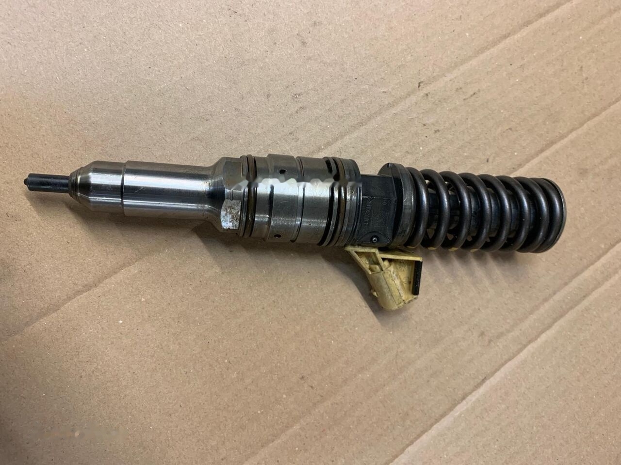 Pompo Iveco Stralis Bosch do regeneracji 0414703004 / 0414703008 - Iniettore per Camion: foto 3 Pompo Iveco Stralis Bosch do regeneracji 0414703004 / 0414703008 - Iniettore per Camion: foto 3