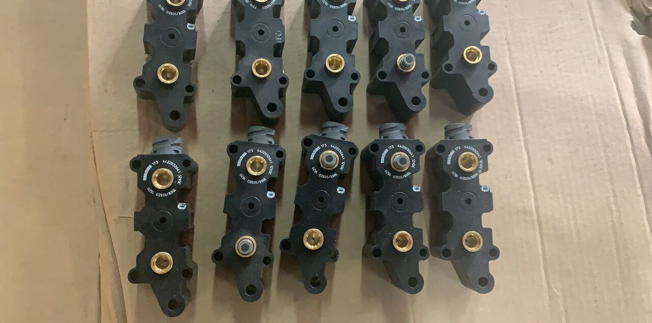 WABCO ECAS 4422032641   WABCO - Ricambi per Rimorchio: foto 3 WABCO ECAS 4422032641   WABCO - Ricambi per Rimorchio: foto 3