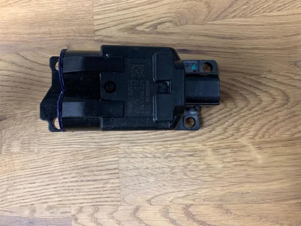 WABCO Nowy Zawór Zabezpieczający Cewka Modulatora ABS 4721965103 24V 4721965103 - Valvola freno per Camion: foto 1 WABCO Nowy Zawór Zabezpieczający Cewka Modulatora ABS 4721965103 24V 4721965103 - Valvola freno per Camion: foto 1