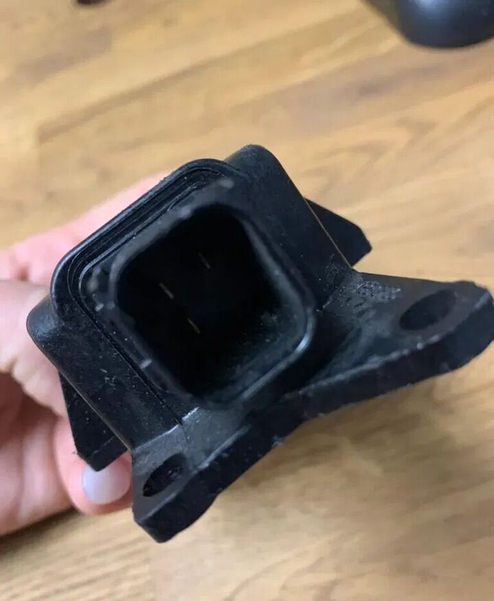 Zawór Zabezpieczający Cewka Modulatora ABS WABCO 4721266003 24 V 4721266003 - Valvola freno per Camion: foto 3 Zawór Zabezpieczający Cewka Modulatora ABS WABCO 4721266003 24 V 4721266003 - Valvola freno per Camion: foto 3