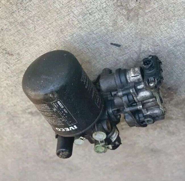 Zespół Przygotowania Powietrza IVECO Stralis LA8609 Knorr Bremse LA8609 - Valvola freno per Camion: foto 1 Zespół Przygotowania Powietrza IVECO Stralis LA8609 Knorr Bremse LA8609 - Valvola freno per Camion: foto 1