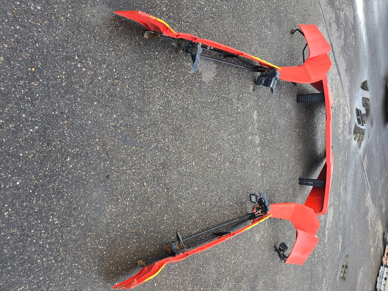 MAN TGX Spoiler - Aero kit/ Spoiler per Camion: foto 3 MAN TGX Spoiler - Aero kit/ Spoiler per Camion: foto 3