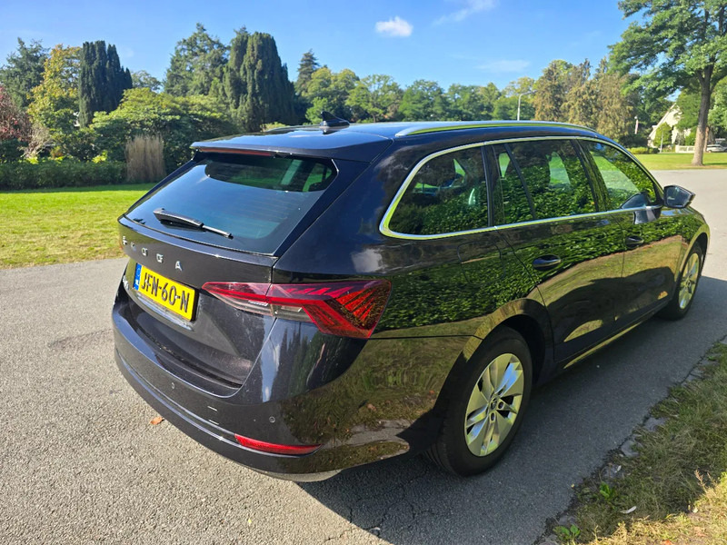 Škoda Octavia Combi 1.0 Benzine - Autovettura: foto 5 Škoda Octavia Combi 1.0 Benzine - Autovettura: foto 5