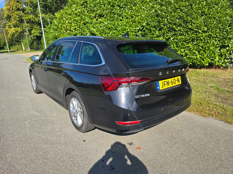 Škoda Octavia Combi 1.0 Benzine - Autovettura: foto 3 Škoda Octavia Combi 1.0 Benzine - Autovettura: foto 3