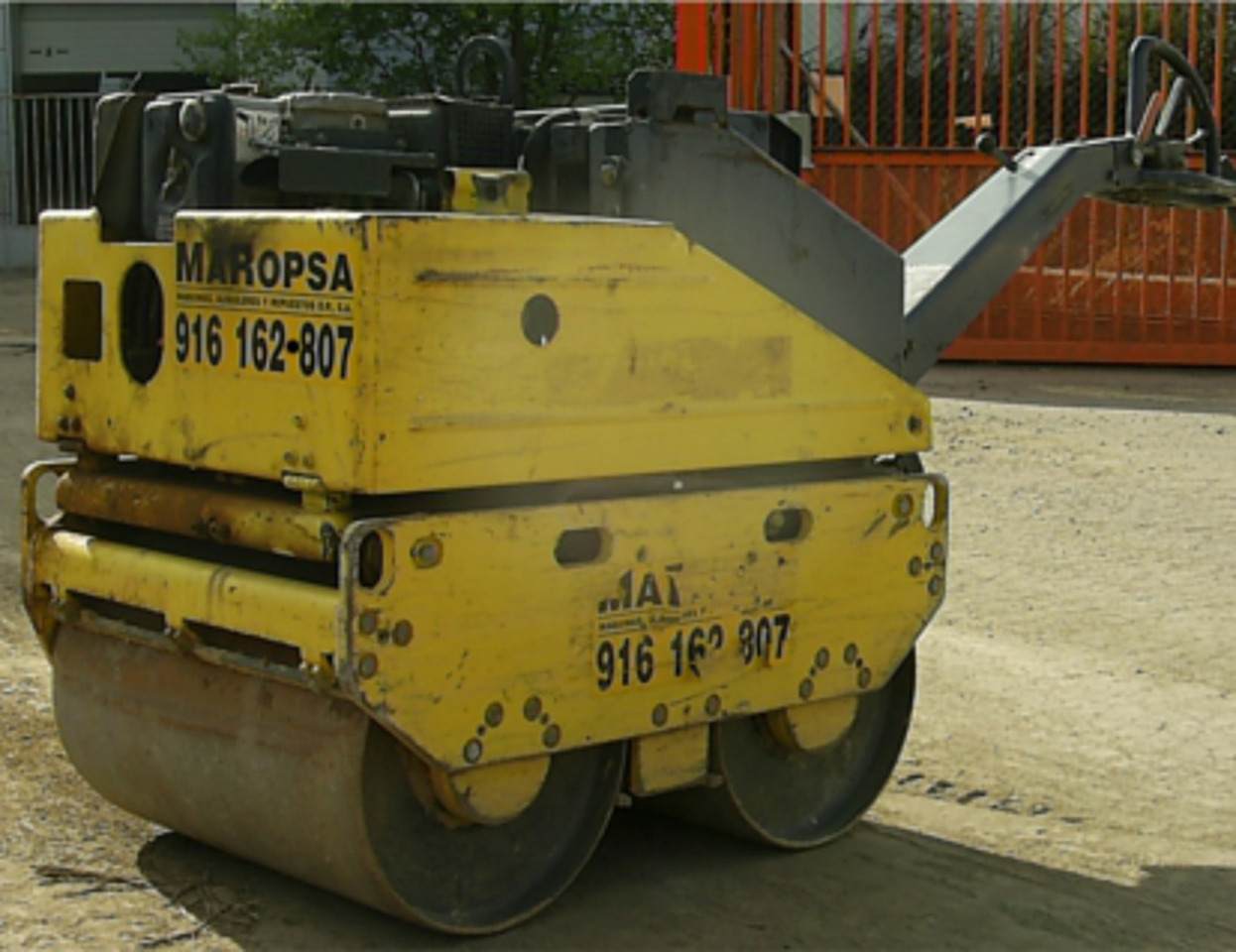 Compactador Manual Bomag BW 65H - Mini rullo: foto 1 Compactador Manual Bomag BW 65H - Mini rullo: foto 1