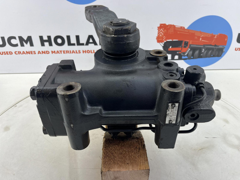 Compact truck CT2 steering box - Scatola dello sterzo per Gru: foto 2 Compact truck CT2 steering box - Scatola dello sterzo per Gru: foto 2