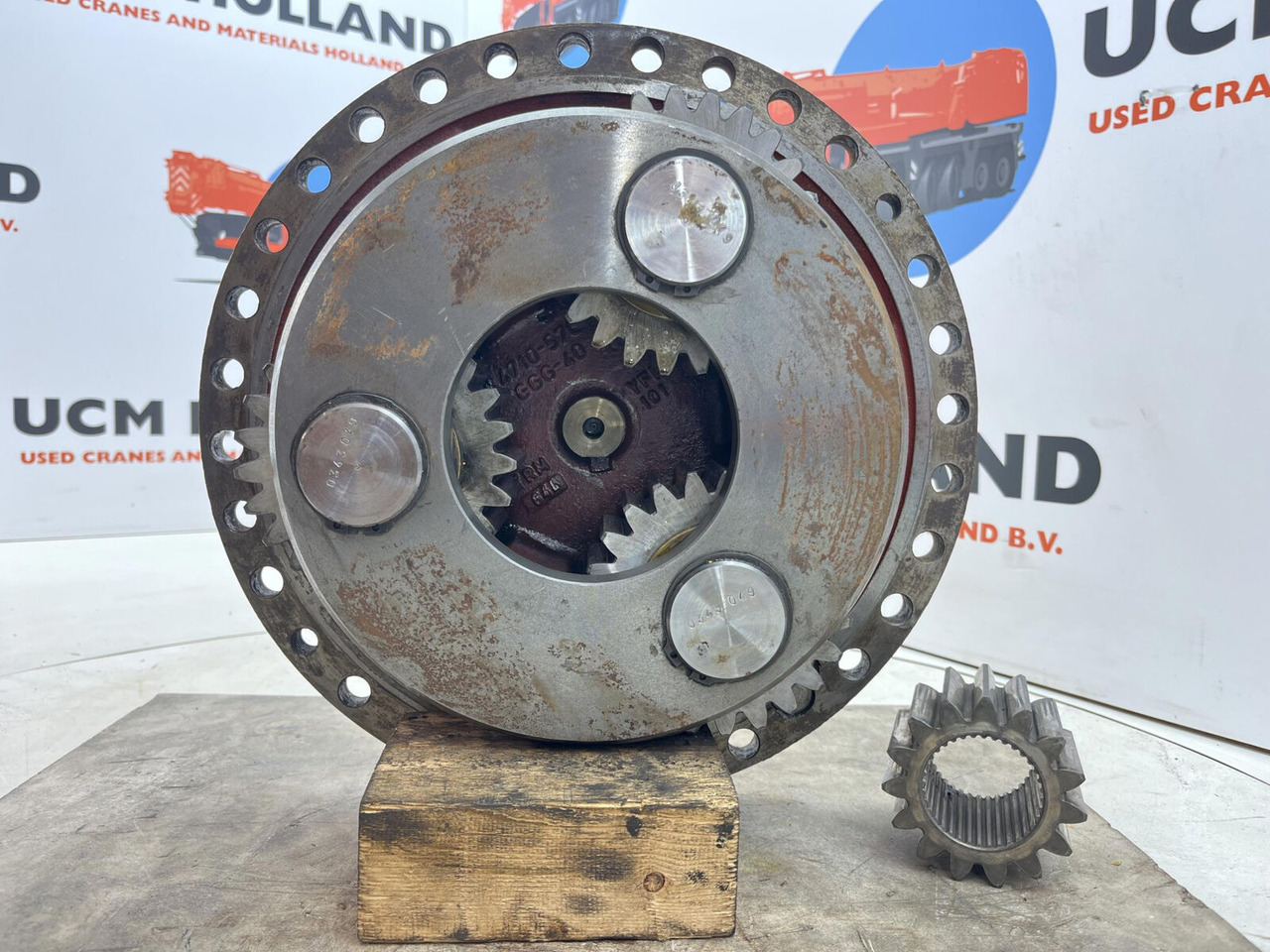 FAUN RTF 30 Planetary gear 15-23-63-36-3pl-H25-24 - Motore di traslazione per Gru: foto 5 FAUN RTF 30 Planetary gear 15-23-63-36-3pl-H25-24 - Motore di traslazione per Gru: foto 5