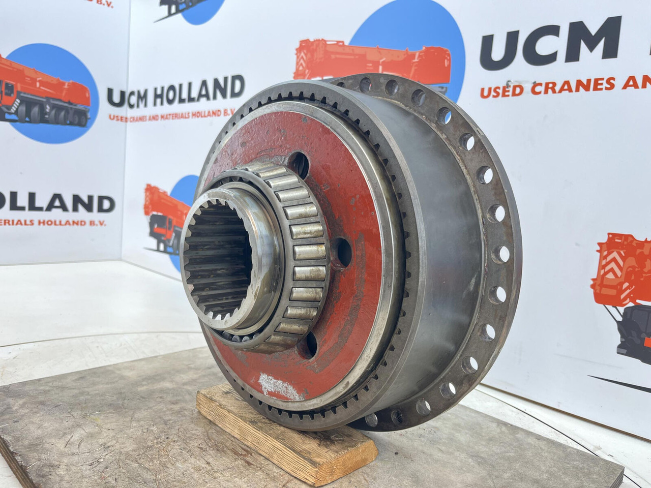 FAUN RTF 30 Planetary gear 15-23-63-36-3pl-H25-24 - Motore di traslazione per Gru: foto 3 FAUN RTF 30 Planetary gear 15-23-63-36-3pl-H25-24 - Motore di traslazione per Gru: foto 3