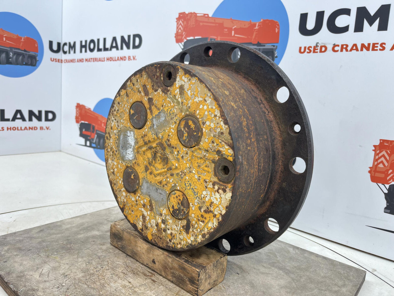 FAUN RTF 50 Planetary gear 19-22-65-36-4pl-H123-24 - Motore di traslazione per Autogru: foto 2 FAUN RTF 50 Planetary gear 19-22-65-36-4pl-H123-24 - Motore di traslazione per Autogru: foto 2