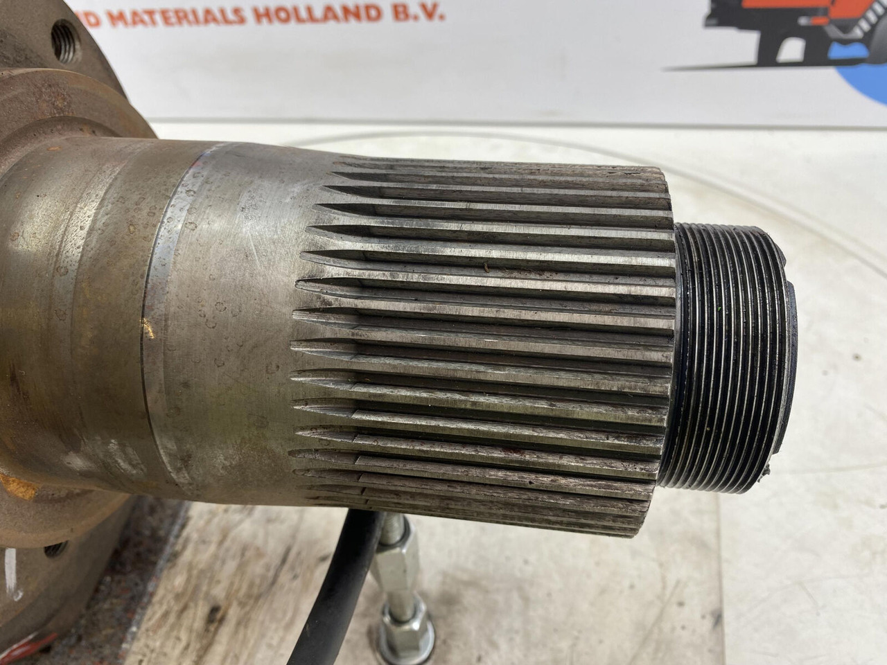 Fuso a snodo per Autogru Gottwald AMK 70 Steering knuckle 16 holes axle 2: foto 9