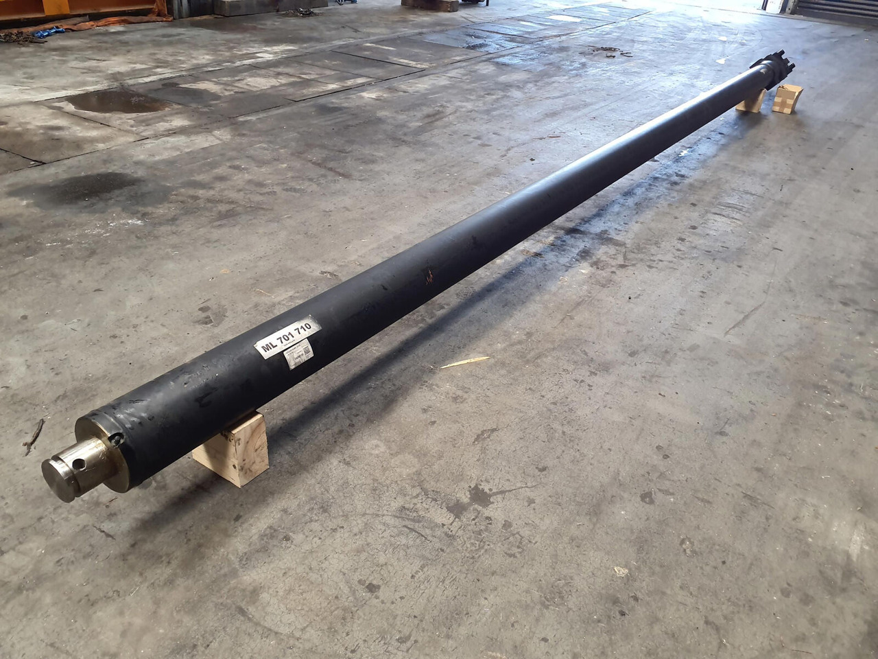 Grove GMK 3050 Telescopic boom cylinder - Cilindro idraulico per Autogru: foto 3 Grove GMK 3050 Telescopic boom cylinder - Cilindro idraulico per Autogru: foto 3
