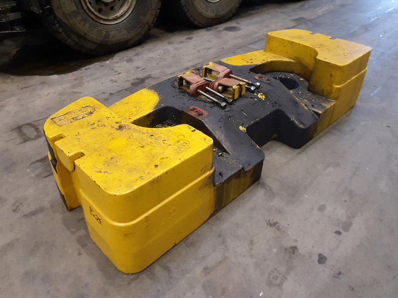 Grove GMK 3050 counterweight 5,2 ton - Contrappeso per Macchina da cantiere: foto 4 Grove GMK 3050 counterweight 5,2 ton - Contrappeso per Macchina da cantiere: foto 4