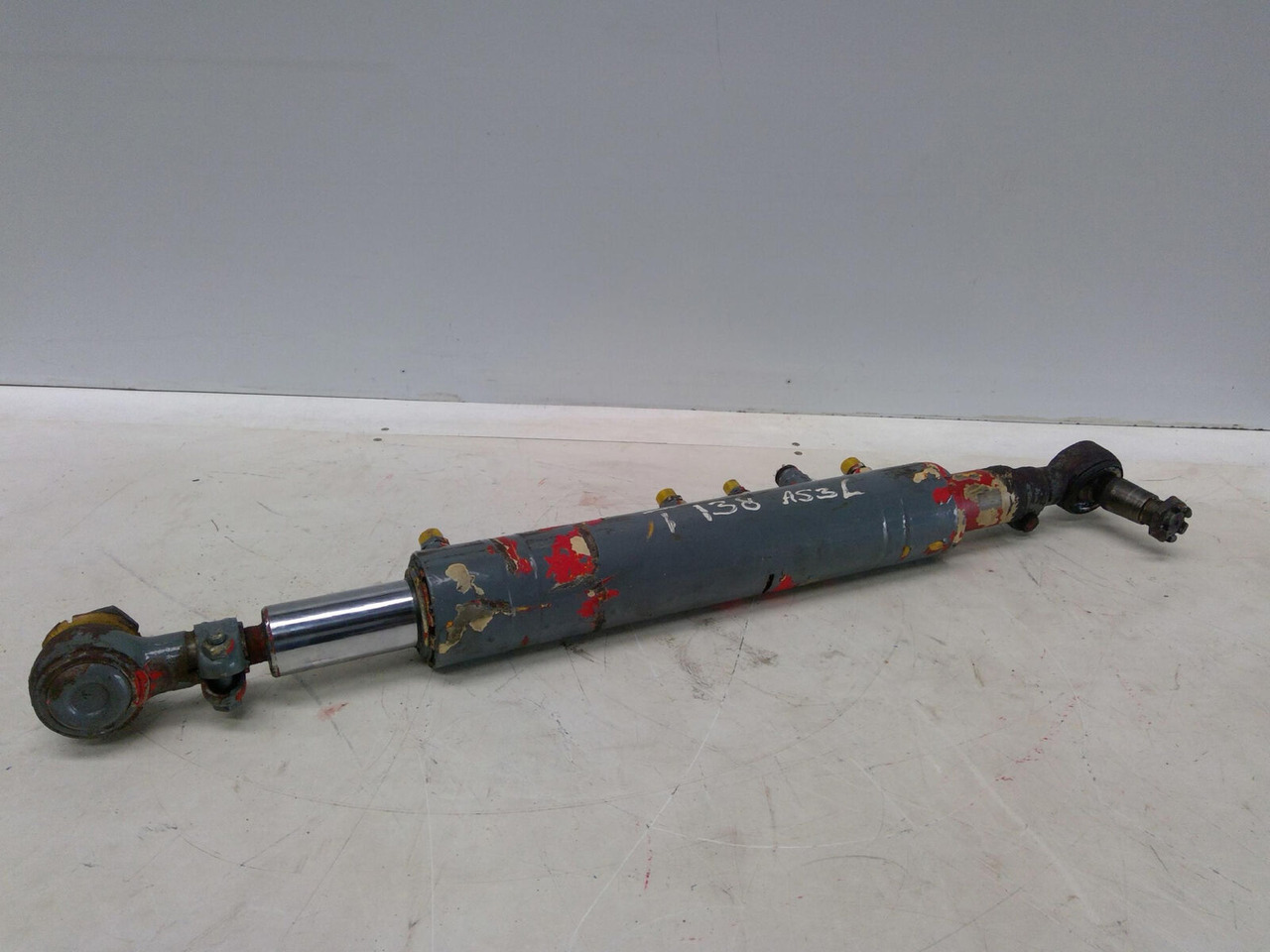 Grove GMK 3050 steering cylinder - Cilindro idraulico per Autogru: foto 2 Grove GMK 3050 steering cylinder - Cilindro idraulico per Autogru: foto 2
