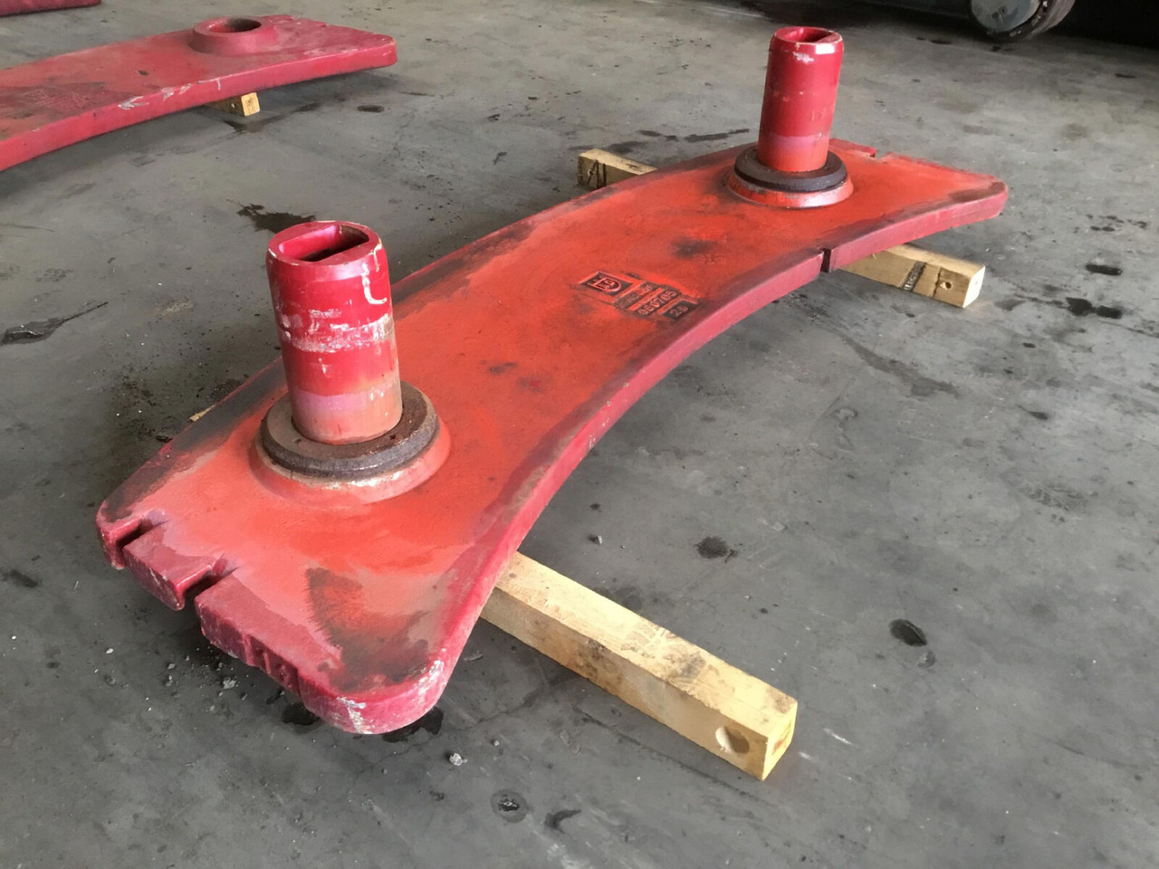 Grove GMK 3055 counterweight 1 ton - Contrappeso per Autogru: foto 3 Grove GMK 3055 counterweight 1 ton - Contrappeso per Autogru: foto 3