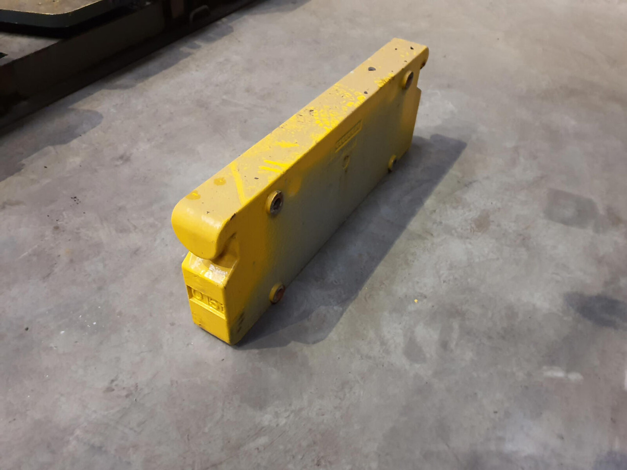 Grove GMK 4075 counterweight 0,5 ton - Contrappeso per Autogru: foto 2 Grove GMK 4075 counterweight 0,5 ton - Contrappeso per Autogru: foto 2