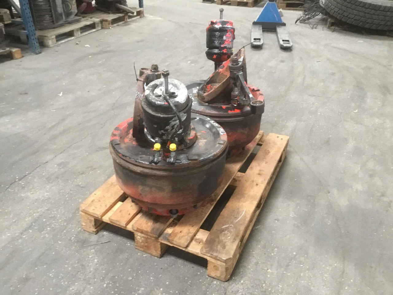 Grove GMK 5100 Megatrak axle housing - Fuso a snodo per Autogru: foto 2 Grove GMK 5100 Megatrak axle housing - Fuso a snodo per Autogru: foto 2