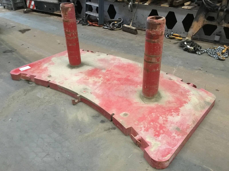 Grove GMK 5100 counterweight 3,0 ton - Contrappeso per Macchina da cantiere: foto 3 Grove GMK 5100 counterweight 3,0 ton - Contrappeso per Macchina da cantiere: foto 3
