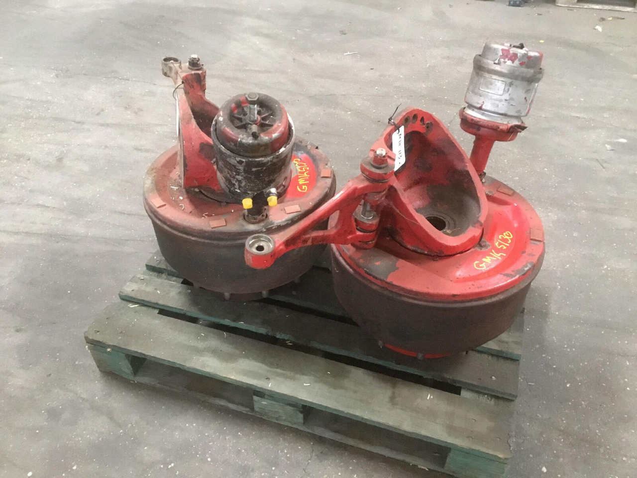 Grove GMK 5130-1 Megatrak axle house - Fuso a snodo per Autogru: foto 4 Grove GMK 5130-1 Megatrak axle house - Fuso a snodo per Autogru: foto 4