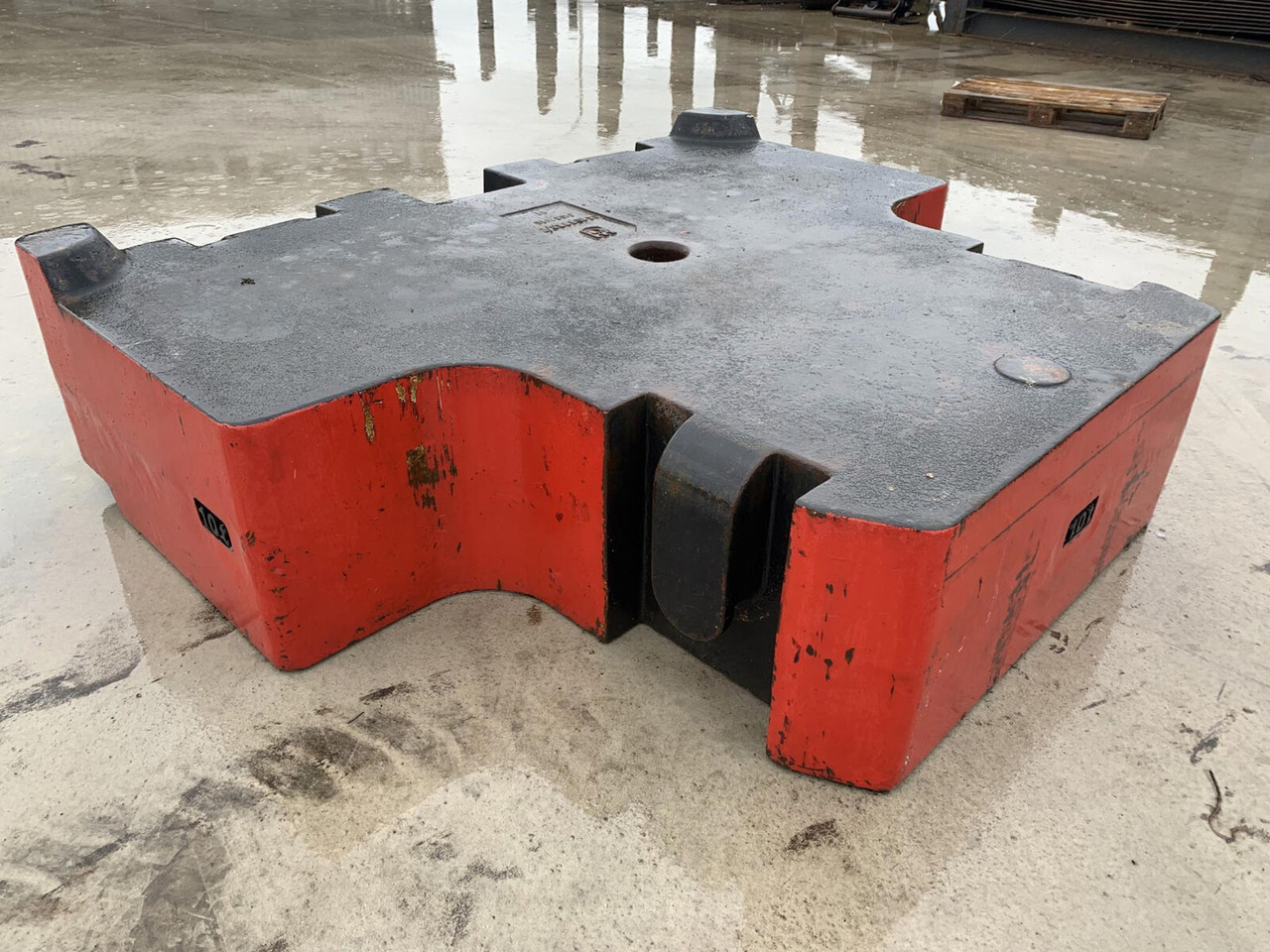 Grove GMK 6400 central counterweight 10 ton - Contrappeso per Autogru: foto 4 Grove GMK 6400 central counterweight 10 ton - Contrappeso per Autogru: foto 4