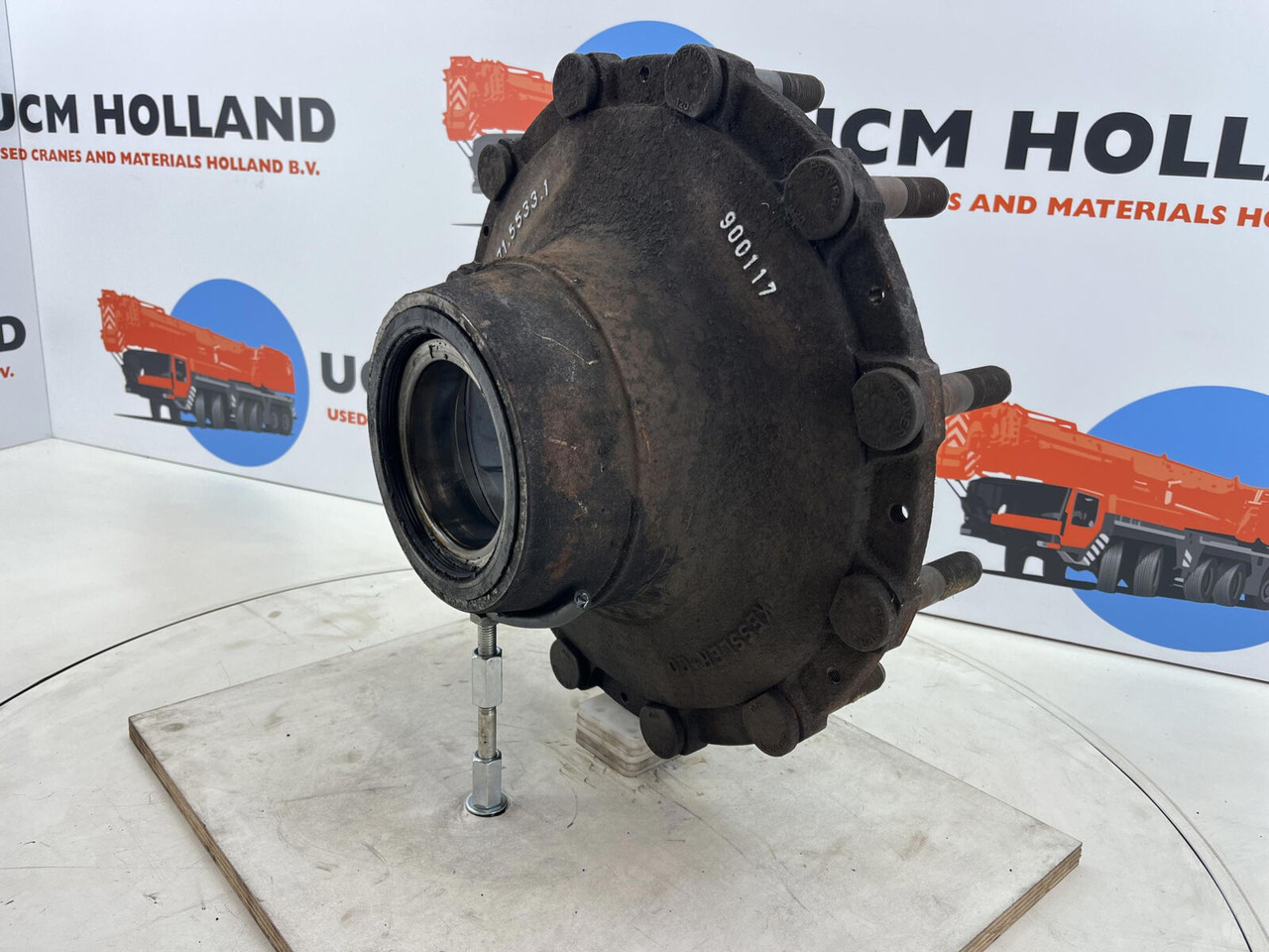 Grove GMK Megatrak wheel hub - Mozzo per Gru: foto 3 Grove GMK Megatrak wheel hub - Mozzo per Gru: foto 3