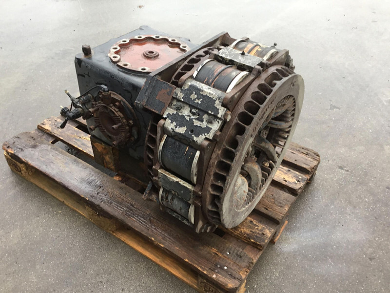 Grove Kessler Grove GMK 5100 diff box axle 5 - Cambio per Gru: foto 1 Grove Kessler Grove GMK 5100 diff box axle 5 - Cambio per Gru: foto 1