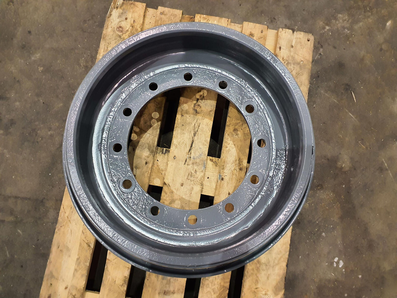 Grove Rim 445/95R25 12 14.5 3p - Cerchione per Gru: foto 3 Grove Rim 445/95R25 12 14.5 3p - Cerchione per Gru: foto 3