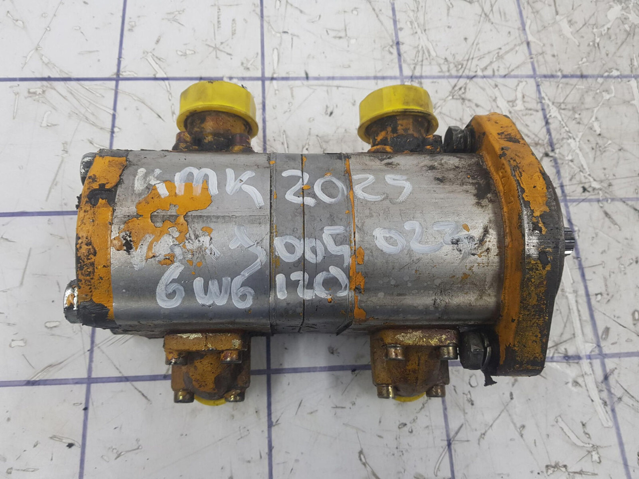 Krupp KMK 2025 dual gear pump - Pompa idraulica per Autogru: foto 5 Krupp KMK 2025 dual gear pump - Pompa idraulica per Autogru: foto 5