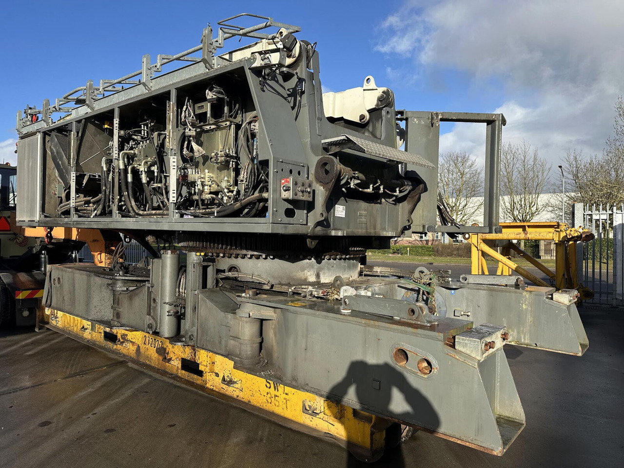 Liebherr LR 1160 body - Carrozzeria ed esterni per Gru cingolata: foto 1 Liebherr LR 1160 body - Carrozzeria ed esterni per Gru cingolata: foto 1