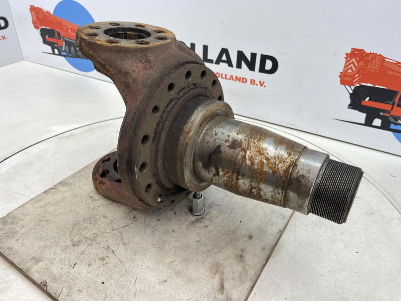 Liebherr LT 1090 Steering knuckle 16 holes - Fuso a snodo per Gru: foto 3 Liebherr LT 1090 Steering knuckle 16 holes - Fuso a snodo per Gru: foto 3
