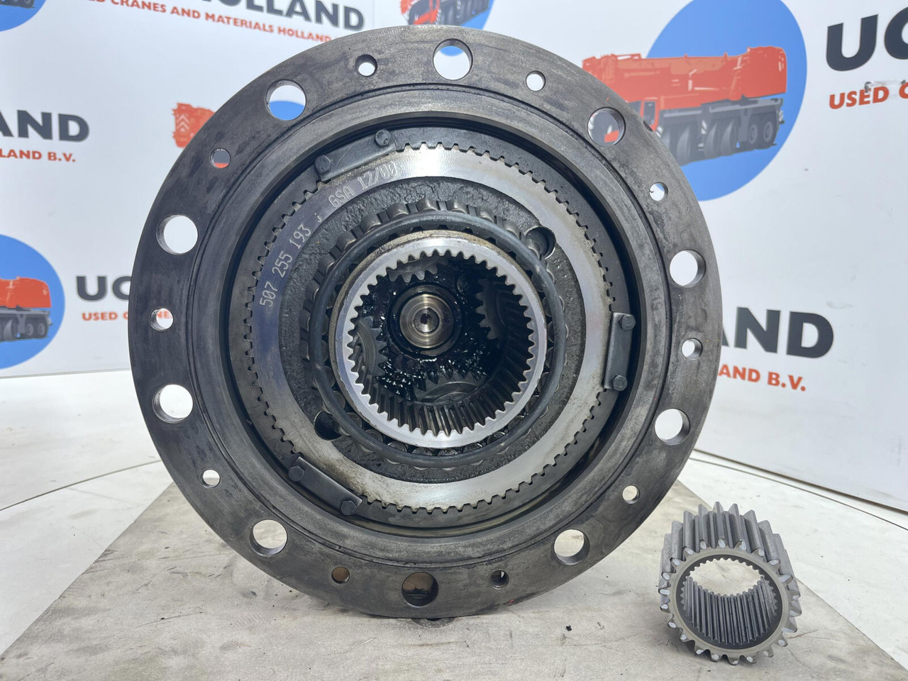 Liebherr LTM 1030-2 planetary gear 22-25-74-40-4pl-H138-46 - Motore di traslazione per Autogru: foto 4 Liebherr LTM 1030-2 planetary gear 22-25-74-40-4pl-H138-46 - Motore di traslazione per Autogru: foto 4