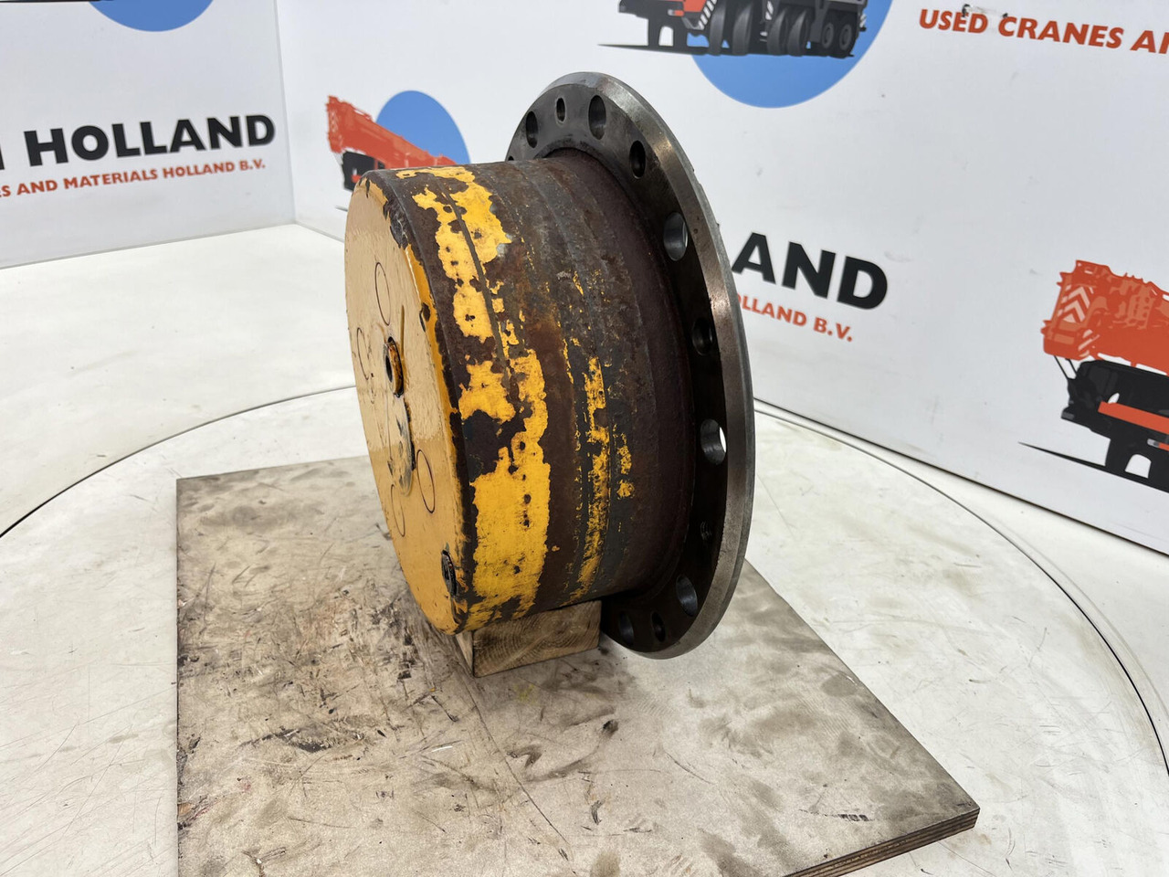 Liebherr LTM 1030-2 planetary gear 22-25-74-40-4pl-H138-46 - Motore di traslazione per Autogru: foto 2 Liebherr LTM 1030-2 planetary gear 22-25-74-40-4pl-H138-46 - Motore di traslazione per Autogru: foto 2