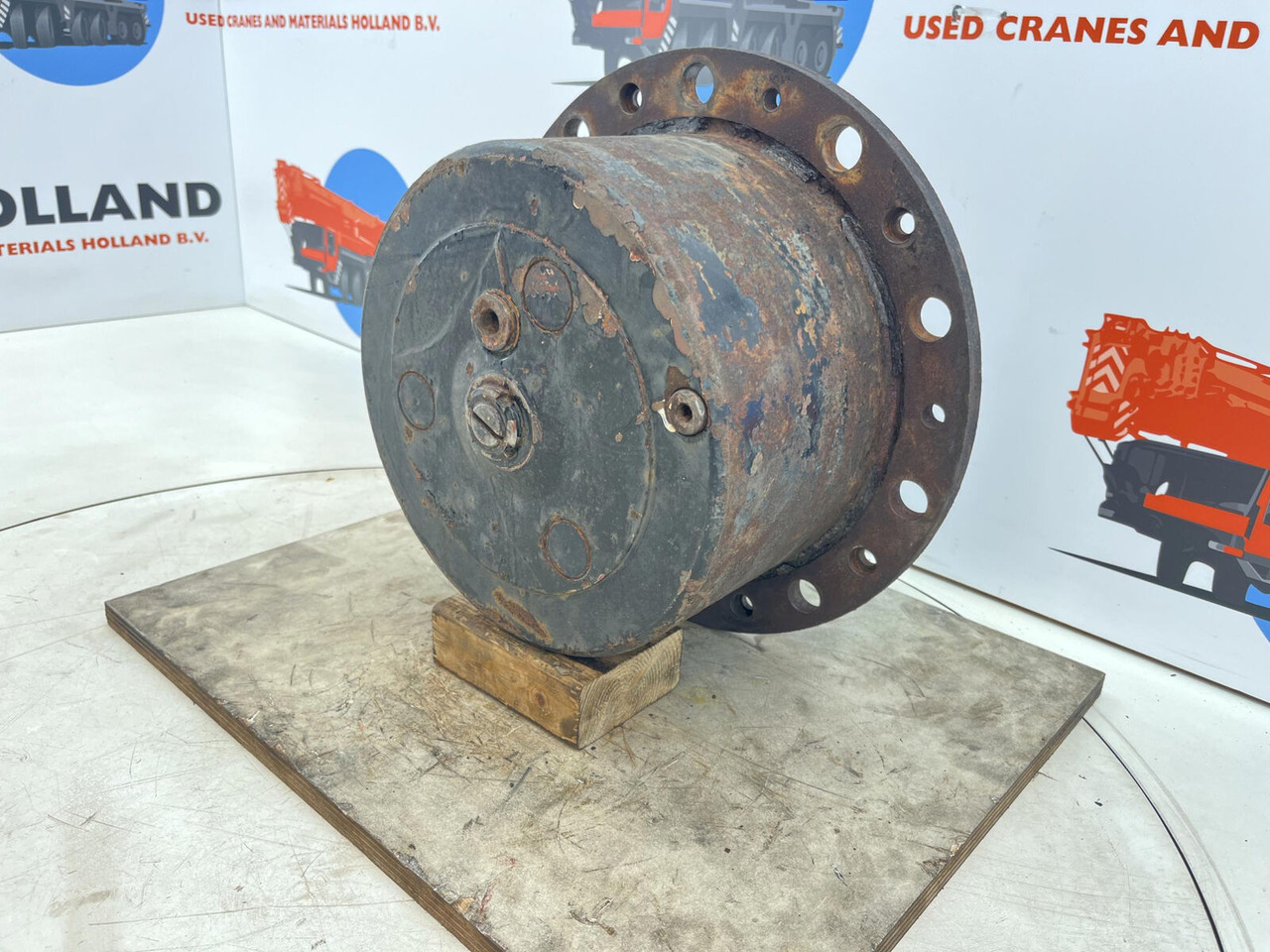 Liebherr LTM 1030 planetary gear 21-21-63-38-3pl-H170-46 - Motore di traslazione per Autogru: foto 2 Liebherr LTM 1030 planetary gear 21-21-63-38-3pl-H170-46 - Motore di traslazione per Autogru: foto 2
