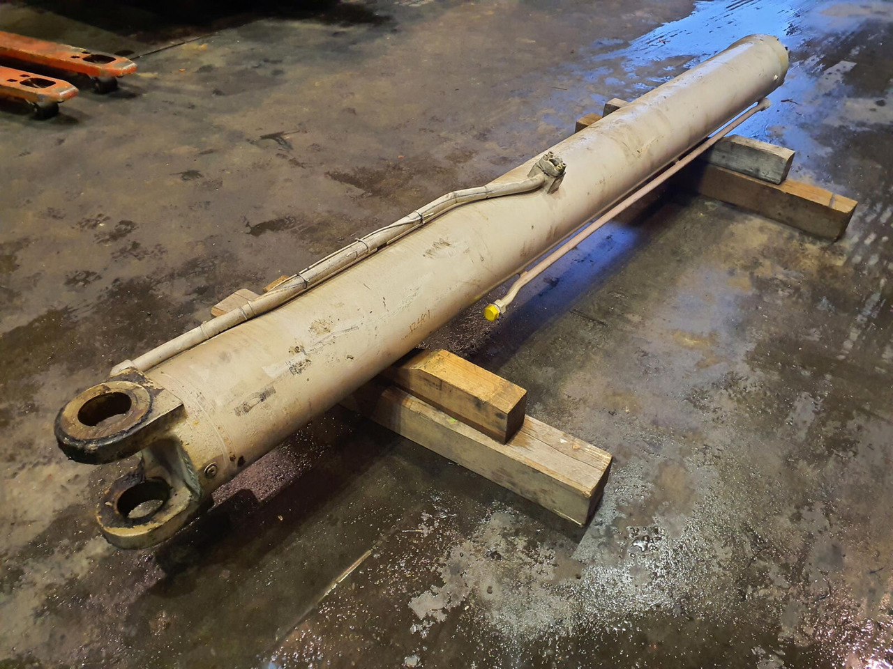 Liebherr LTM 1045-3.1 boom cylinder - Cilindro idraulico per Autogru: foto 4 Liebherr LTM 1045-3.1 boom cylinder - Cilindro idraulico per Autogru: foto 4